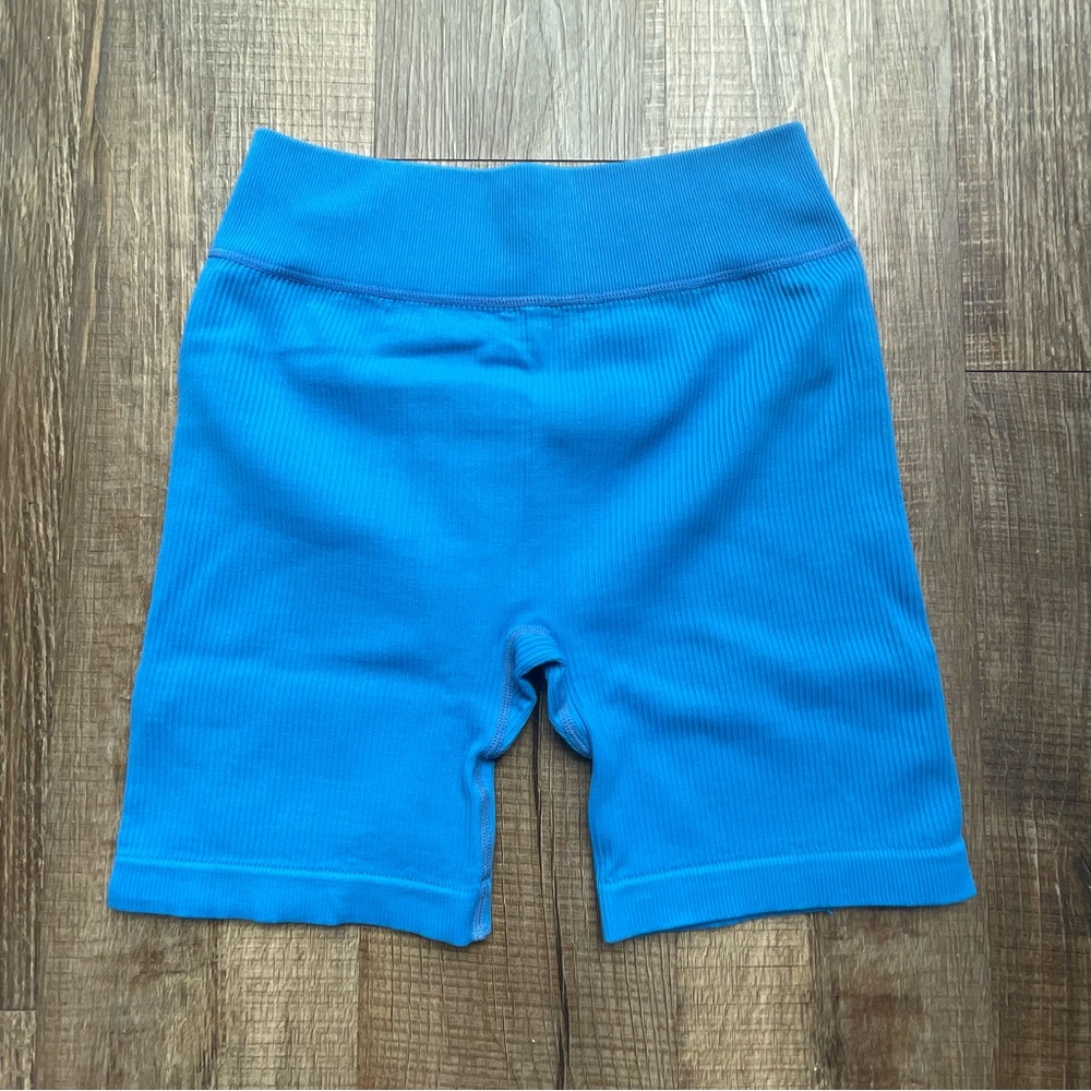 Women's Seamless Bright Blue Bike Shorts